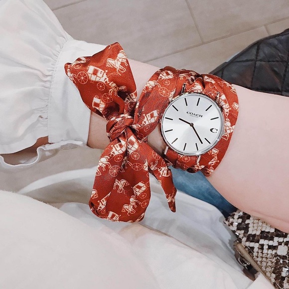 NWT Coach Perry Quartz Brown Satin Scrap Watch - Picture 4 of 4